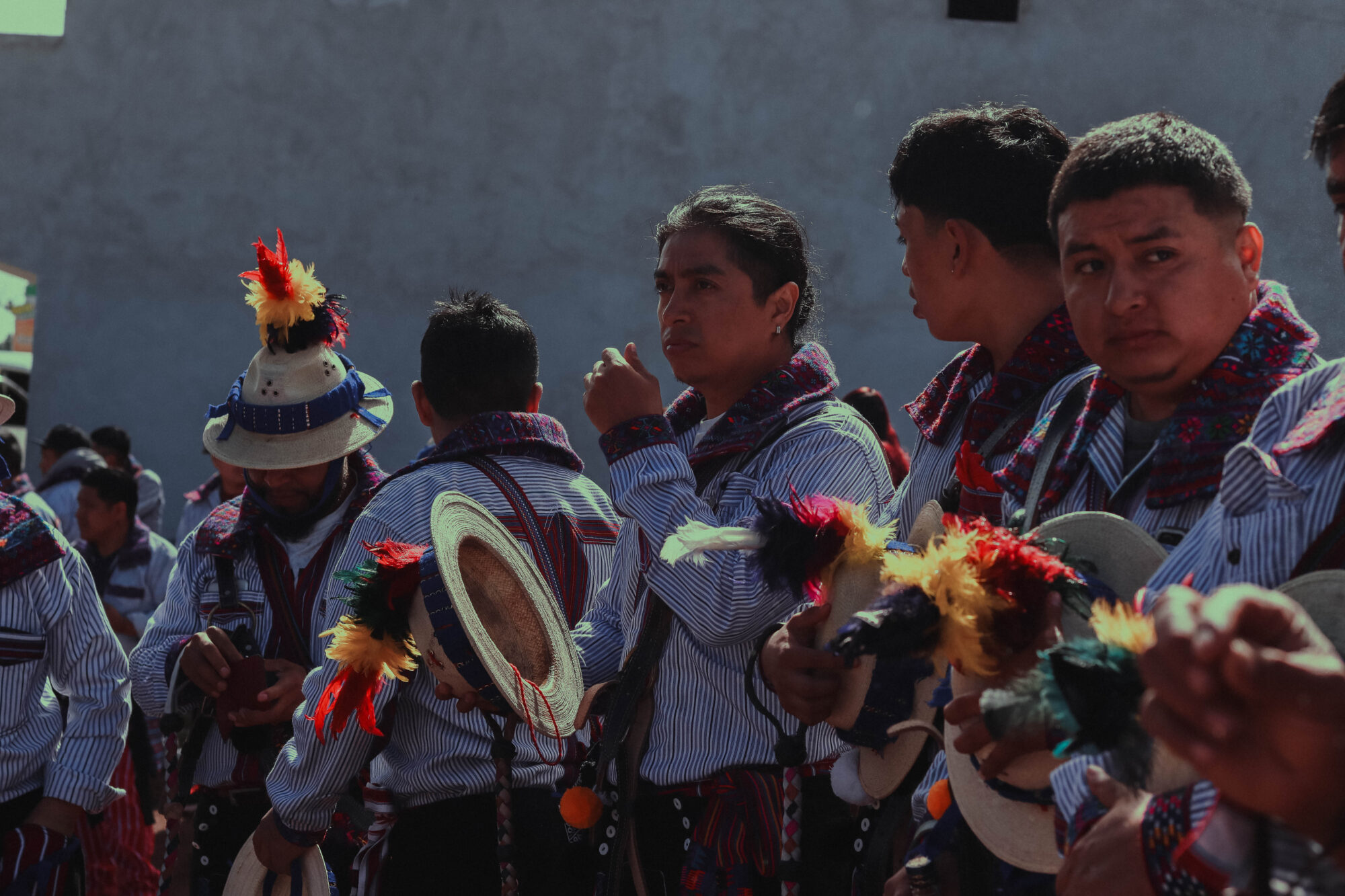 Después del mediodía del 31 de octubre, cada jinete regresa a su casa. Foto de Alex PV