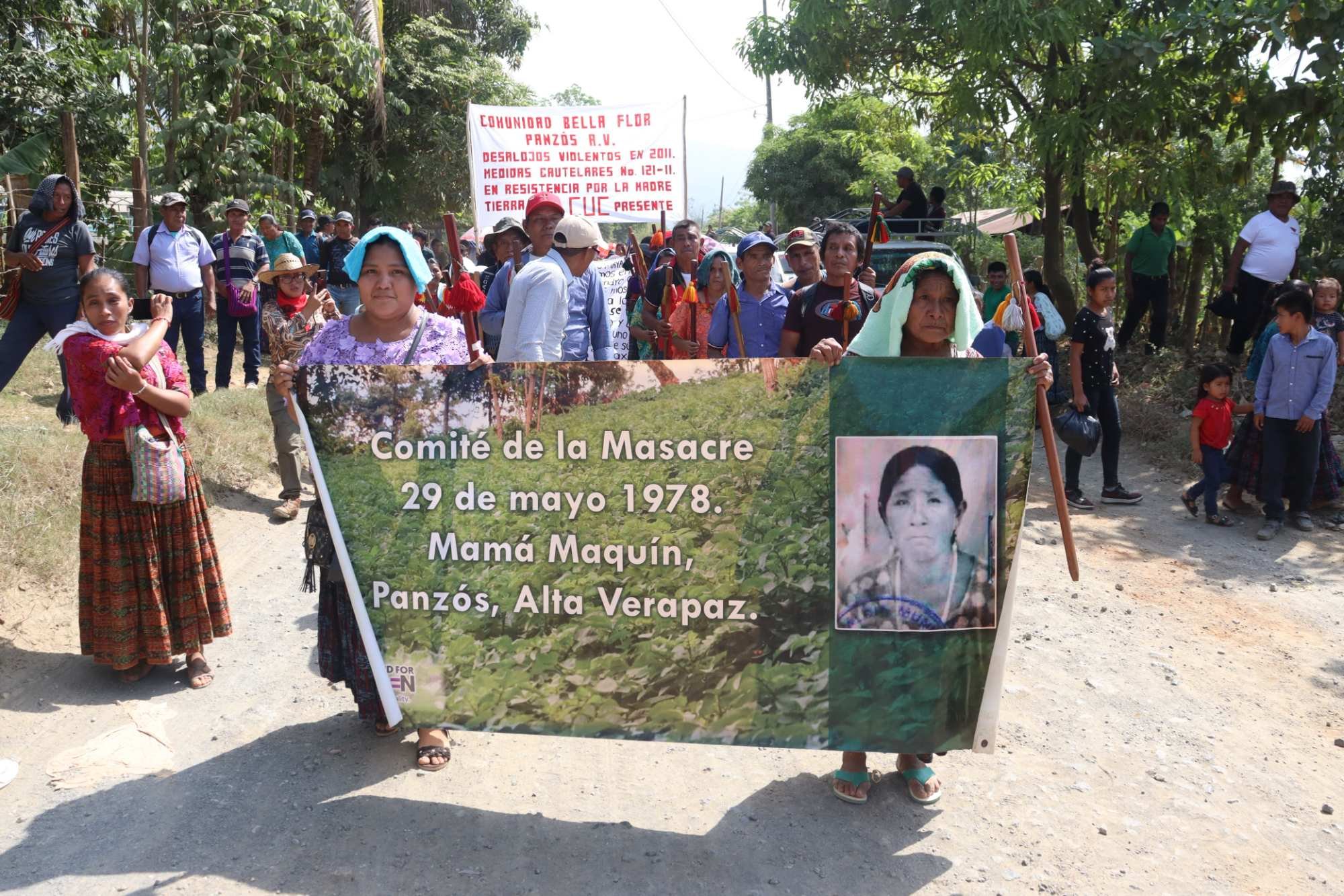  El recuerdo de Mamá Maquín estuvo presente en la caminata. Foto Juan Bautista Xol 